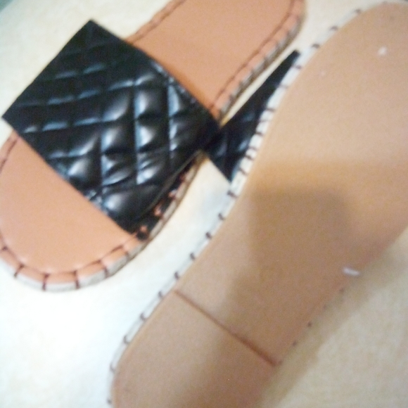 Slides - Picture 4 of 5